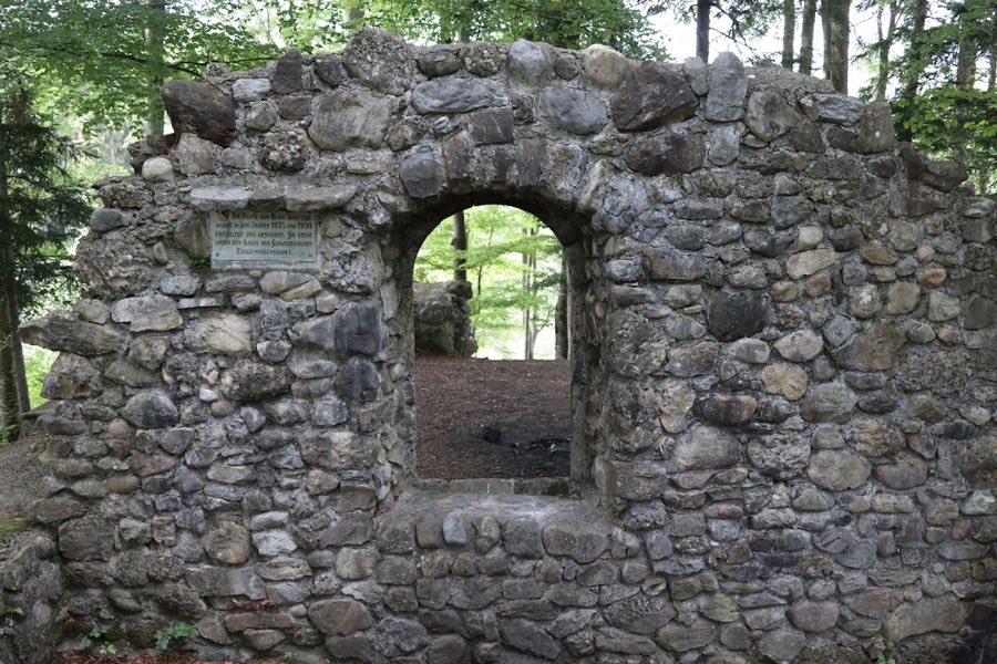 Burg Bernegg image