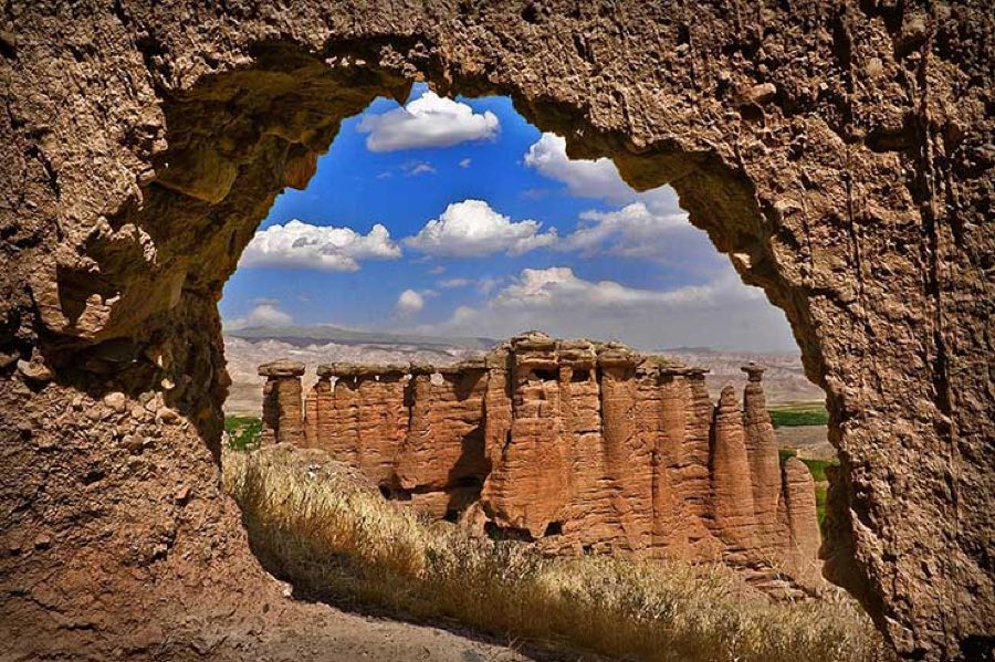 Behestan Castle image