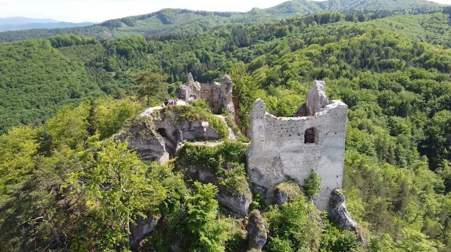 Hričov Castle image