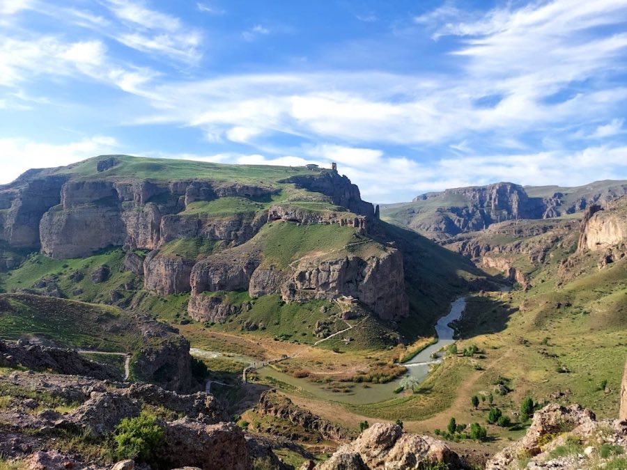 Zahhak Castle image