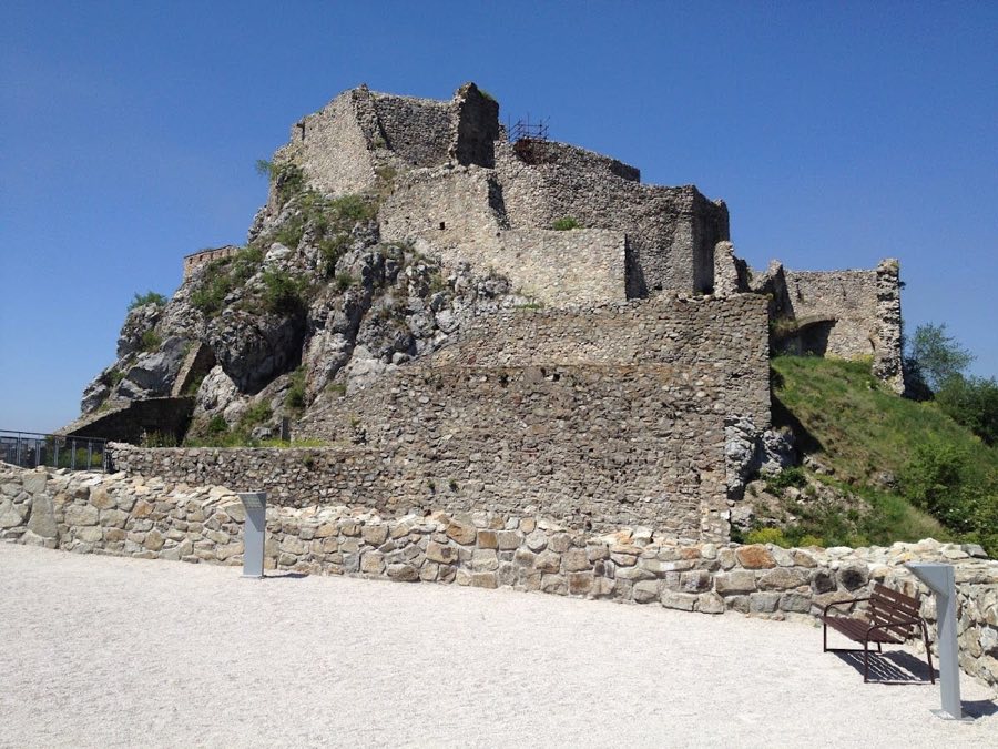 Devín Castle image