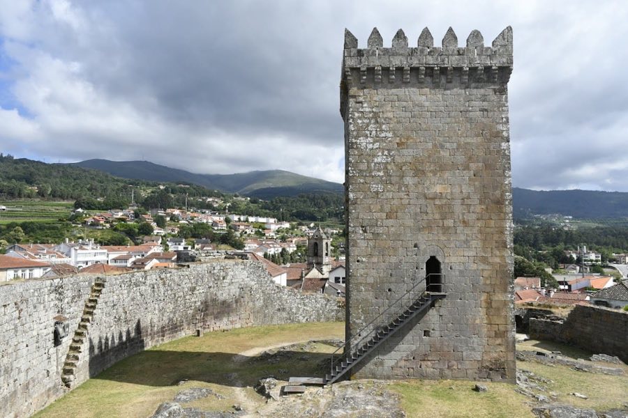 Castle of Melgaço image