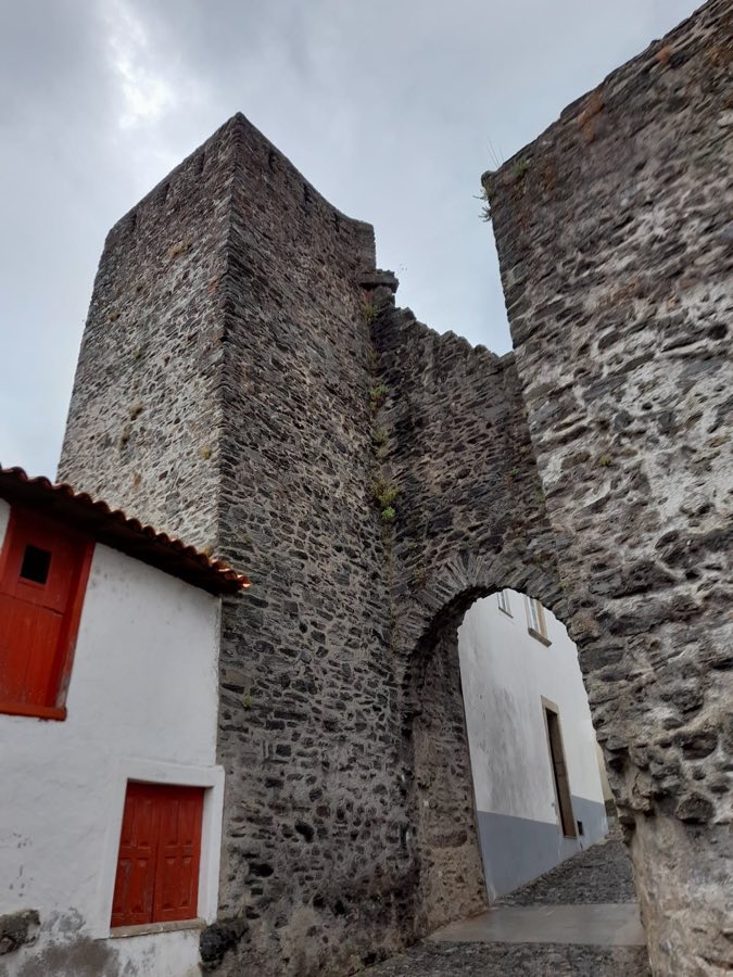 Castle of Vinhais image