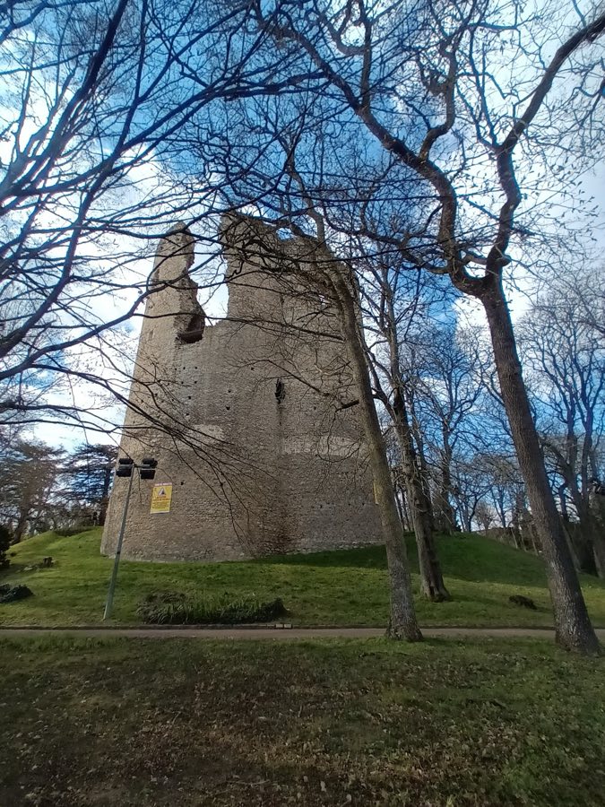 Château d'Étampes image