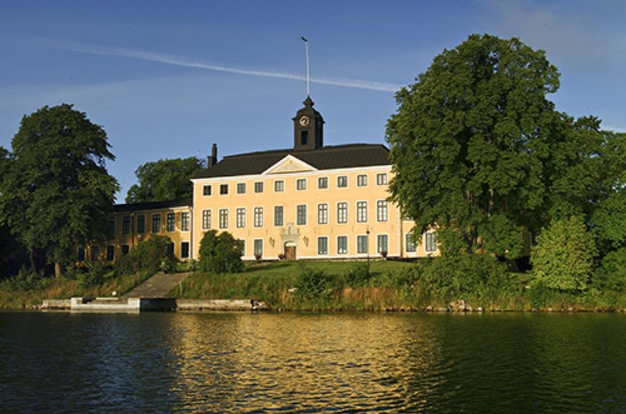 Ulriksdal Palace image