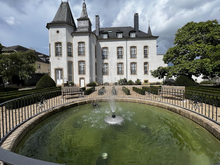 Munsbach Castle image