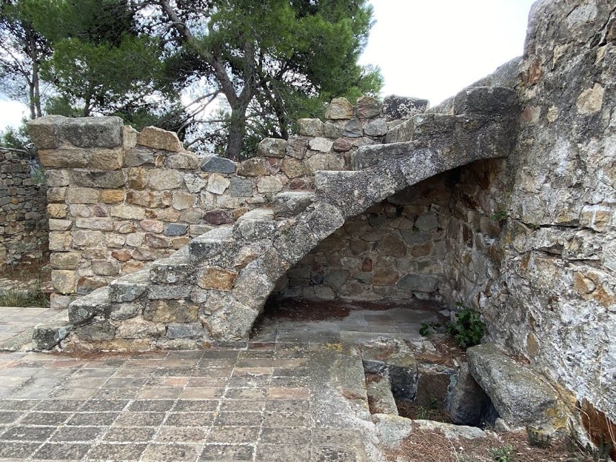 Castell del Far image