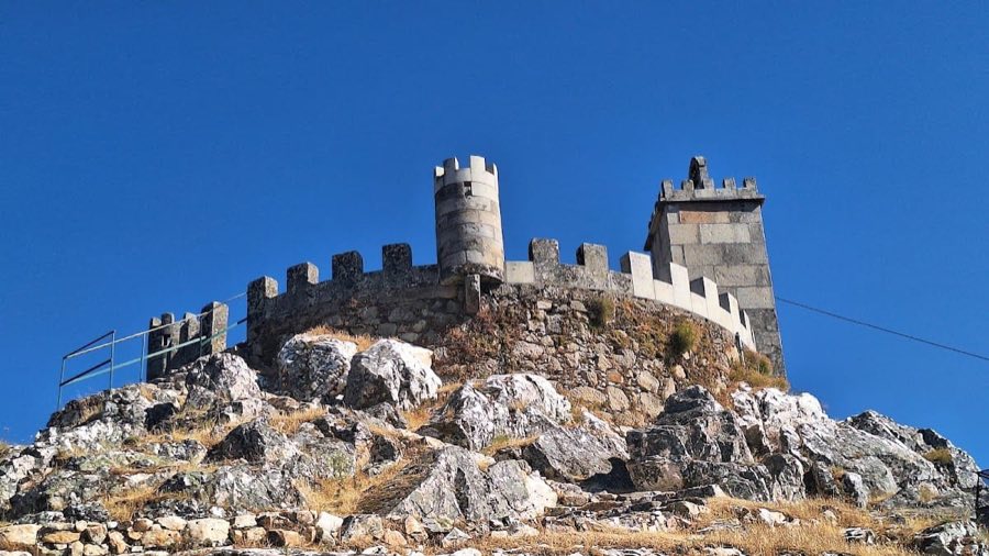 Castle of Folgosinho image