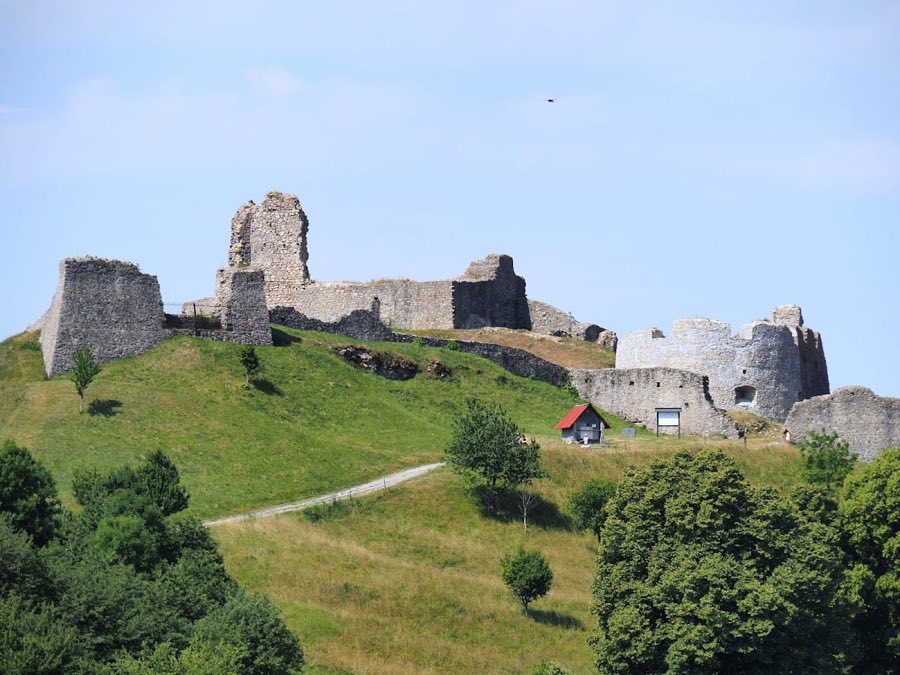 Branč Castle image