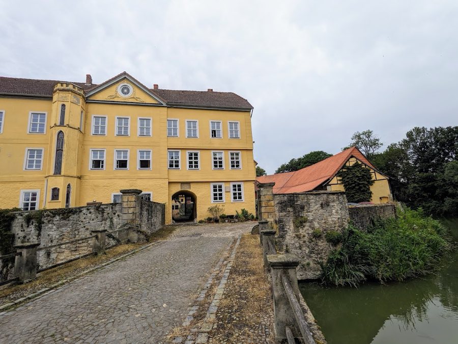 Burg Esbeck image