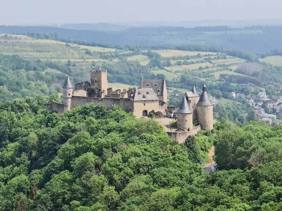 Bourscheid Castle image