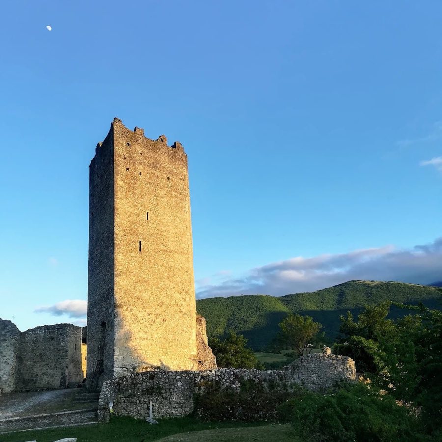 Castle of Beffi image