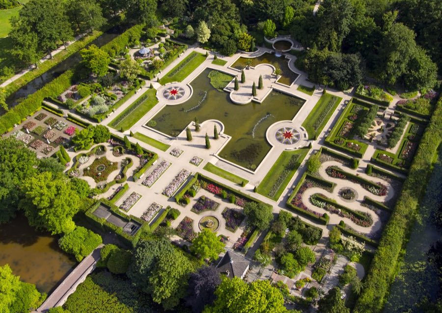Castle Arcen image