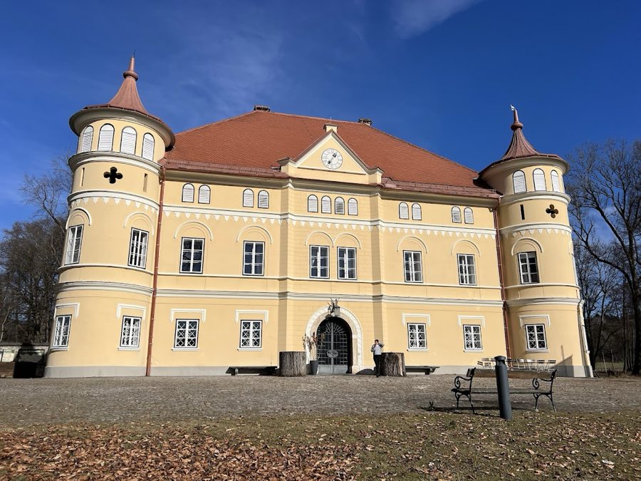 Schloss Mageregg image