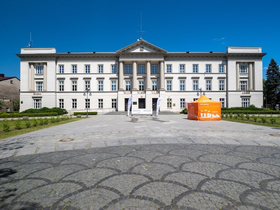 53 呕eromskiego Street, Radom image