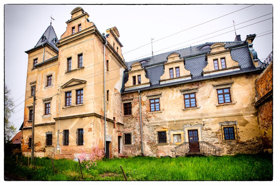 Palace in Nowizna image