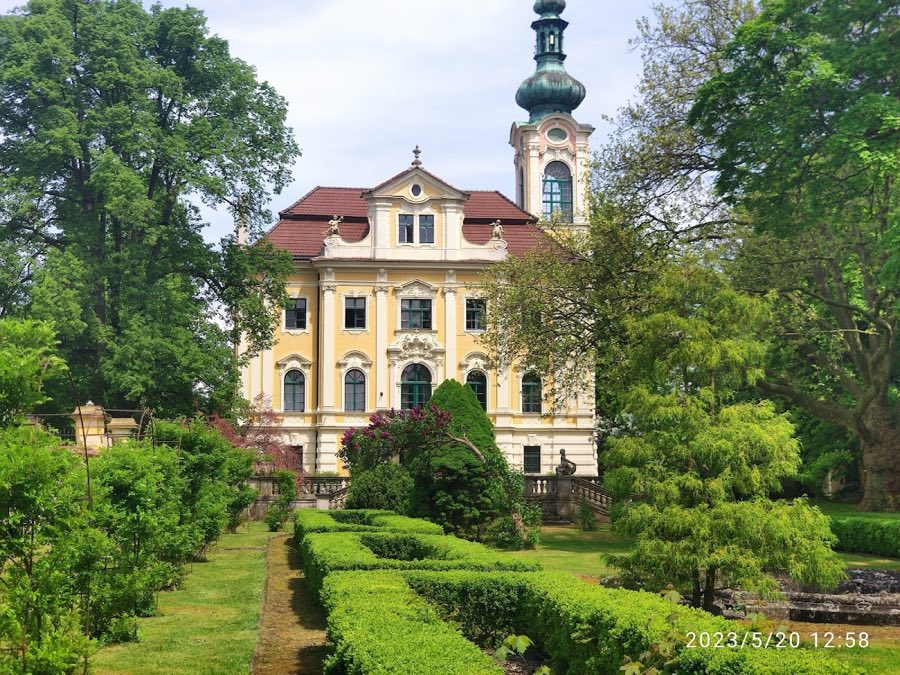 Zámek Horní Vidim image