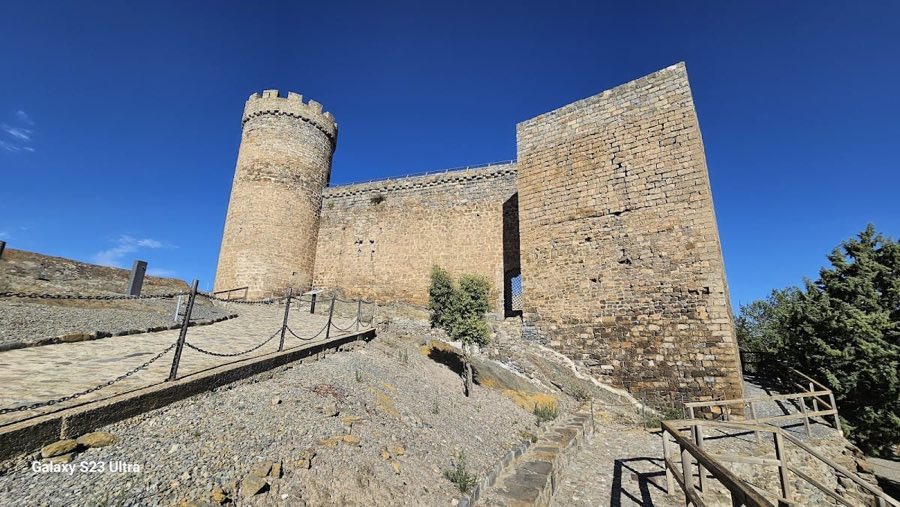 Castle of Cornago image