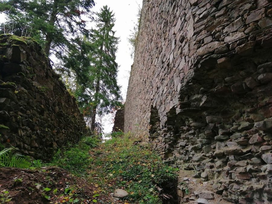 Perštejn Castle image