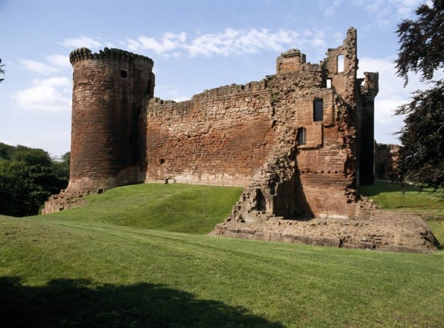 Bothwell Castle image